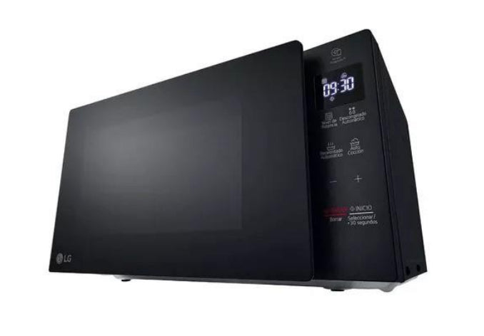 Horno Microondas LG NeoChef Slim 0.7 pies EasyClean Negro