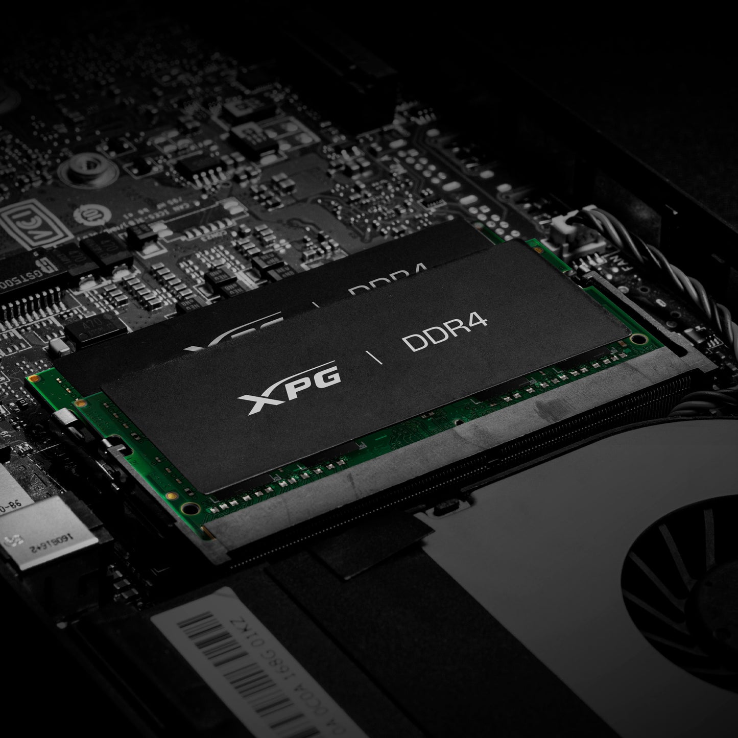 Memoria Ram SODIMM Adata XPG Hunter DDR4 PC4-25600 3200 MHZ 16GB Color Negro