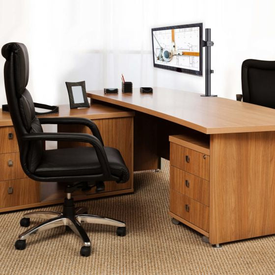 Soporte Steren Escritorio para Monitor Hasta 32" Color Negro