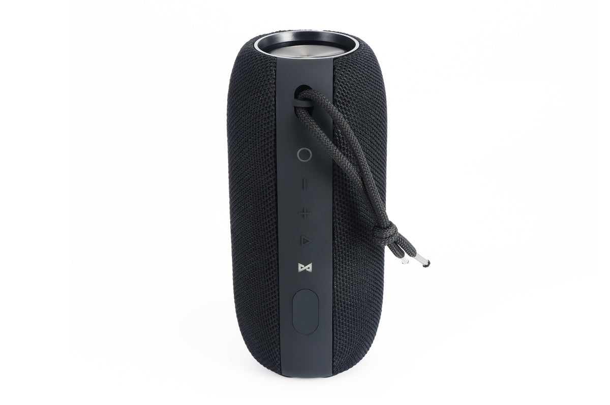 Bocina Lanix LXSP Act Bluetooth Micro USB Protección Contra Agua IP67 Color Negro