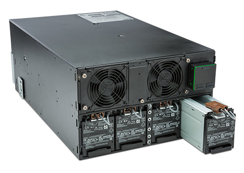 UPS APC 10 kVA/10 kW Rack 6U 208 V 4 Salidas L6-30R NEMA Tarjeta de red+SmartSlot Autonomía Extendida