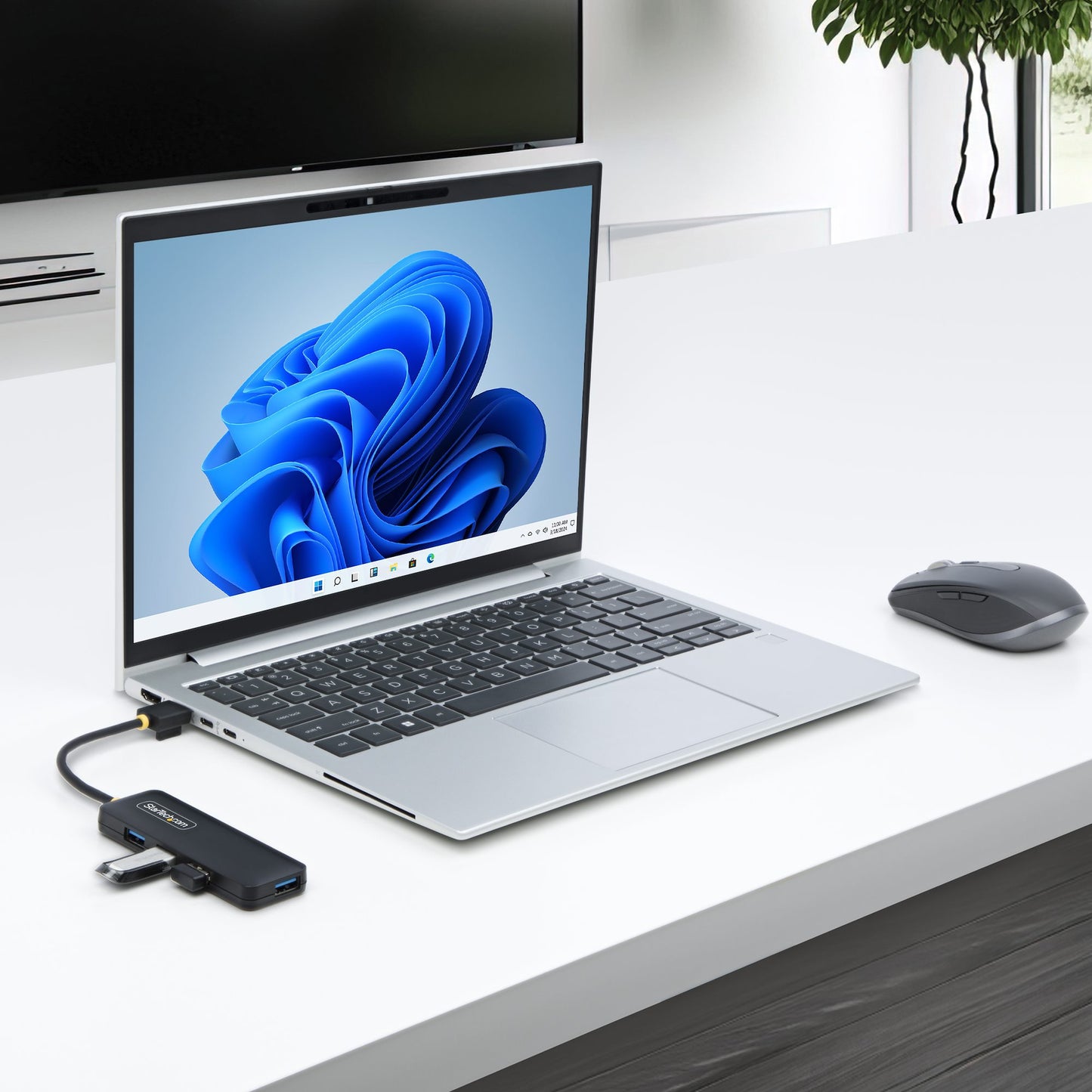 StarTech.com H5A4A-USB-HUB nodo concentrador USB 3.2 Gen 1 (3.1 Gen 1) Type-A 5000 Mbit/s Negro
