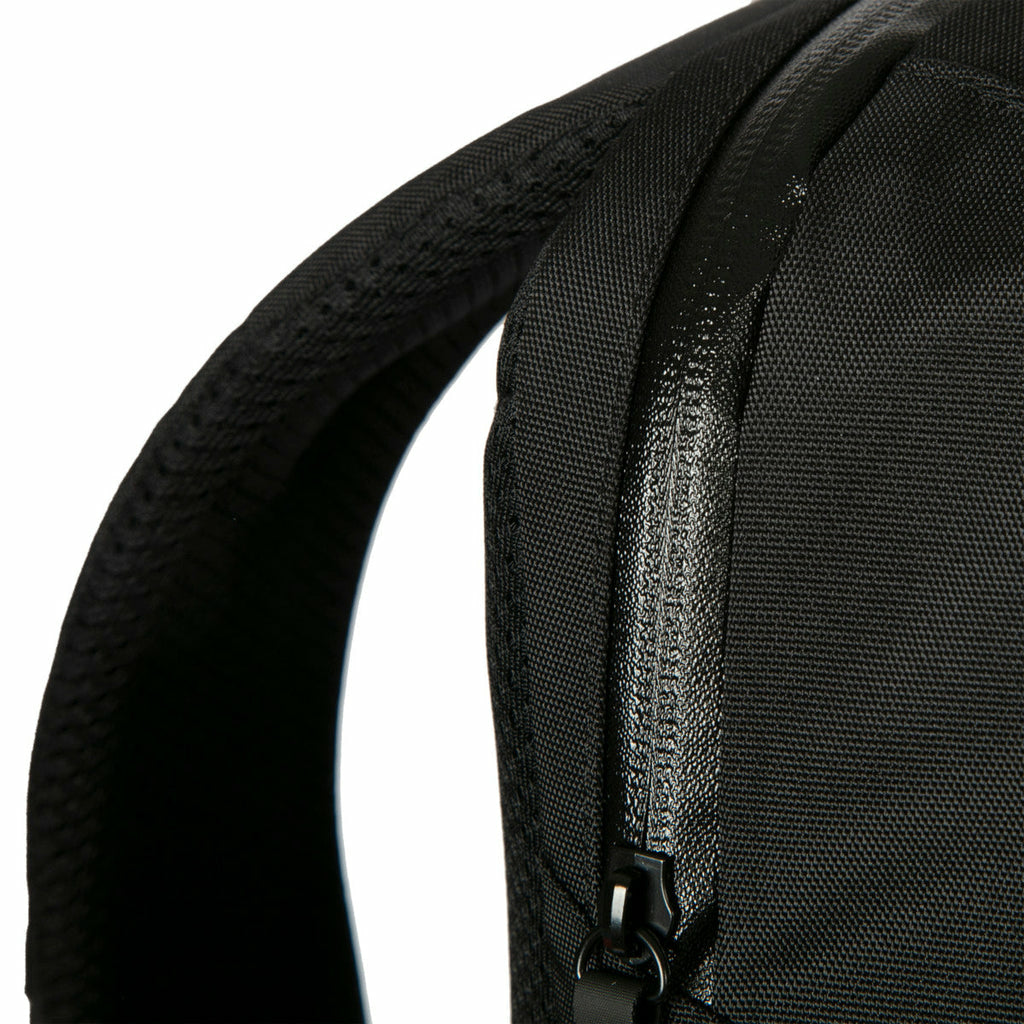 Targus Terra EcoSmart 40.6 cm (16") Mochila Negro