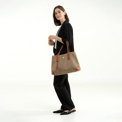 Bolso Perfect Choice Sahara Compartimento para Laptop 15.6" Diseño Ejecutivo