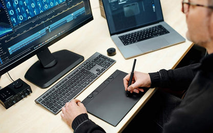 Wacom Intuos Pro Small tableta gráfica Negro 5080 lpi 187 x 105 mm USB/Bluetooth