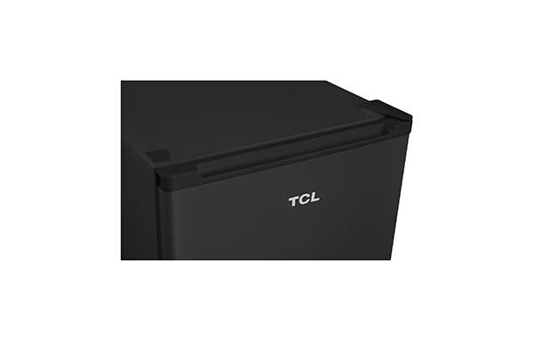 Frigobar TCL 3.2ft3 control manual de temperatura y deshielo manual
