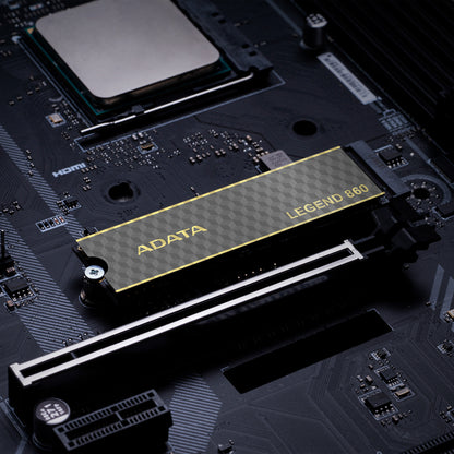 Unidad de Estado Sólido SSD Adata Legend 860 500GB PCIE Gen4 M.2 2280 5000/3000Mbs Compatible con PS5 Disipador Alu