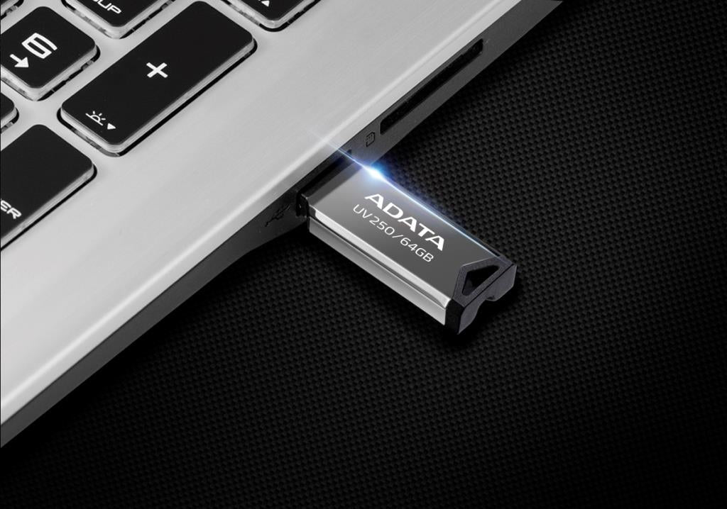 Memoria USB ADATA 32 GB UV250 Color Plata 2 0 Metalica