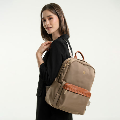Mochila Perfect Choice Sahara para Laptop 15.6  Diseño Ejecutivo