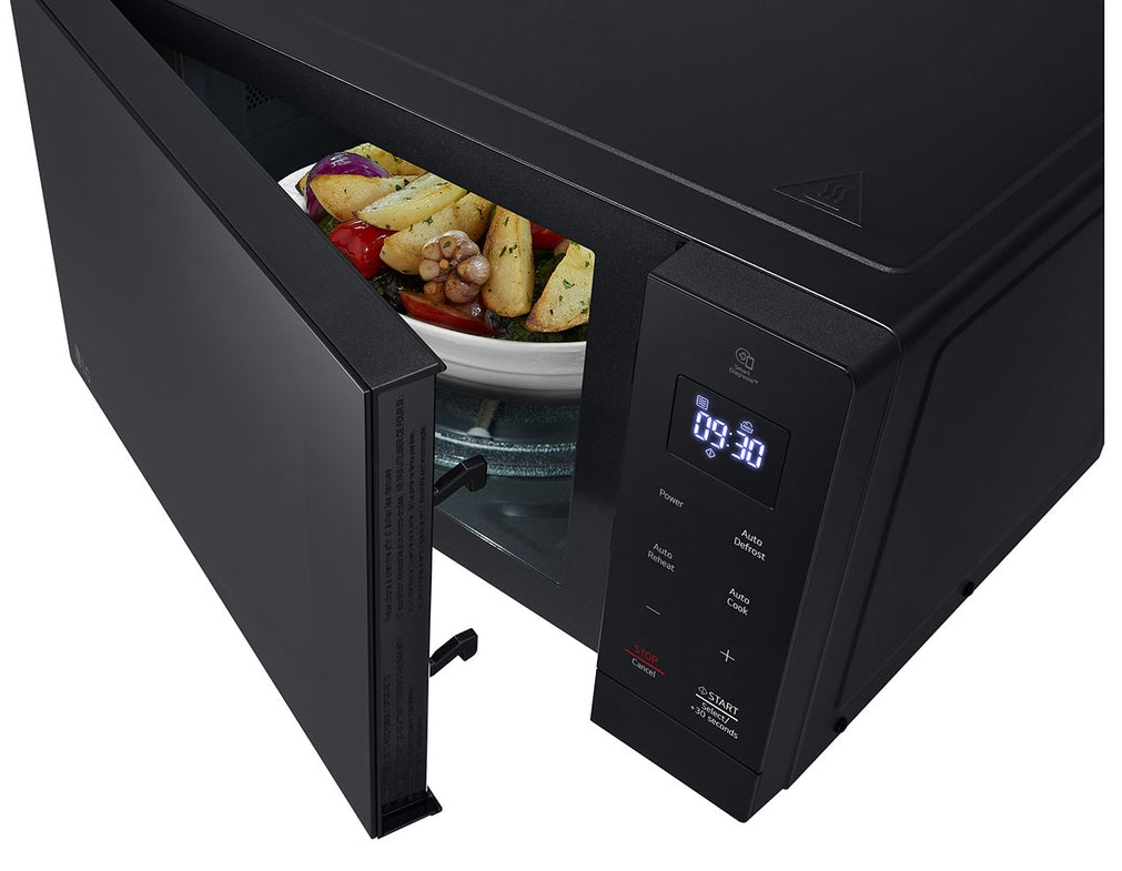 Horno Microondas LG Smart Inverter NeoChef 1.1 pies EasyClean negro