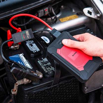 Arrancador Steren para Auto Compacto o SUV Power Bank Linterna LED