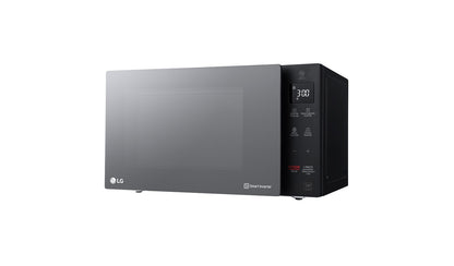 Horno Microondas LG Smart Inverter NeoChef 1.5 pies EasyClean negro/plata