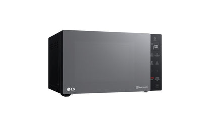 Horno Microondas LG Smart Inverter NeoChef 1.5 pies EasyClean negro/plata