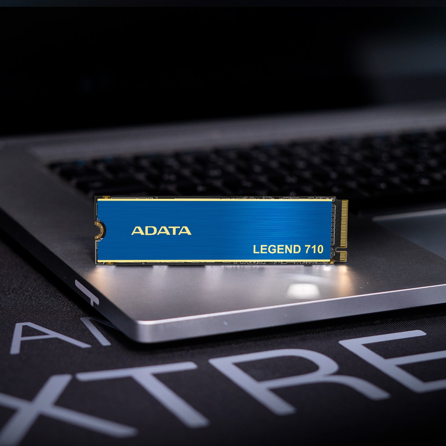 Unidad de Estado Solido SSD Adata 256GB Legend 710 Nvme M.2 1.000MB/s Escritura 2400 MB/s Lectura PCI Express 3