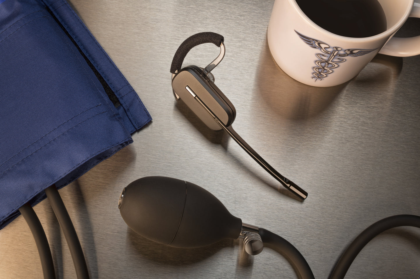 HP Poly CS540A Headset with handset lifter TAA Inalámbrico Gancho de oreja Business/Everyday Negro