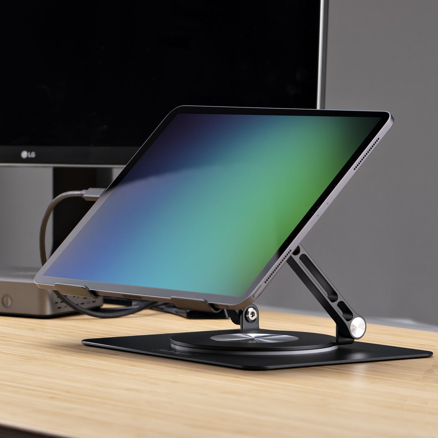 StarTech.com ATFR-LAPTOP-RISER soporte para laptop Soporte para computadora portátil Plata