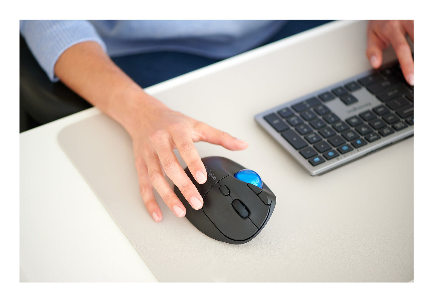 Kensington Pro Fit Ergo TB450 ratón Diestro RF inalámbrico + bluetooth