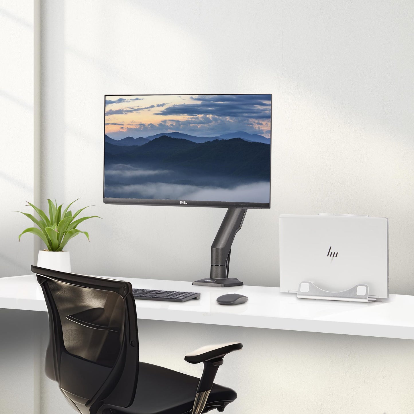 StarTech.com H1M1AG2-MONITOR-ARM soporte para pantalla plana 81.3 cm (32") Escritorio Negro
