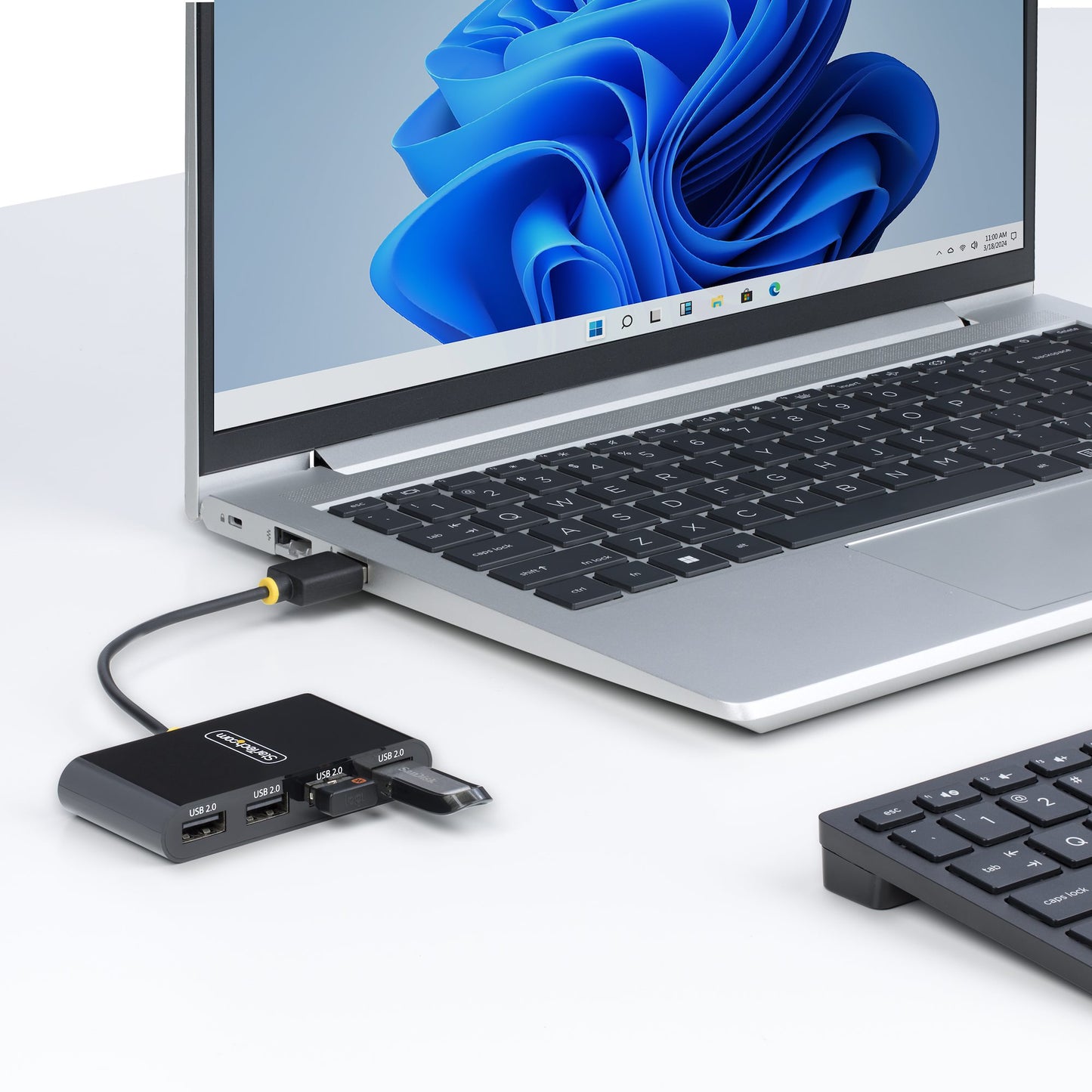 StarTech.com ST4200MINI2-USB-HUB nodo concentrador 480 Mbit/s Negro