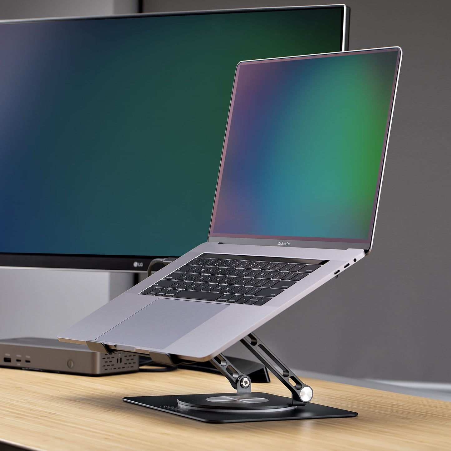 StarTech.com ATFR-LAPTOP-RISER soporte para laptop Soporte para computadora portátil Plata