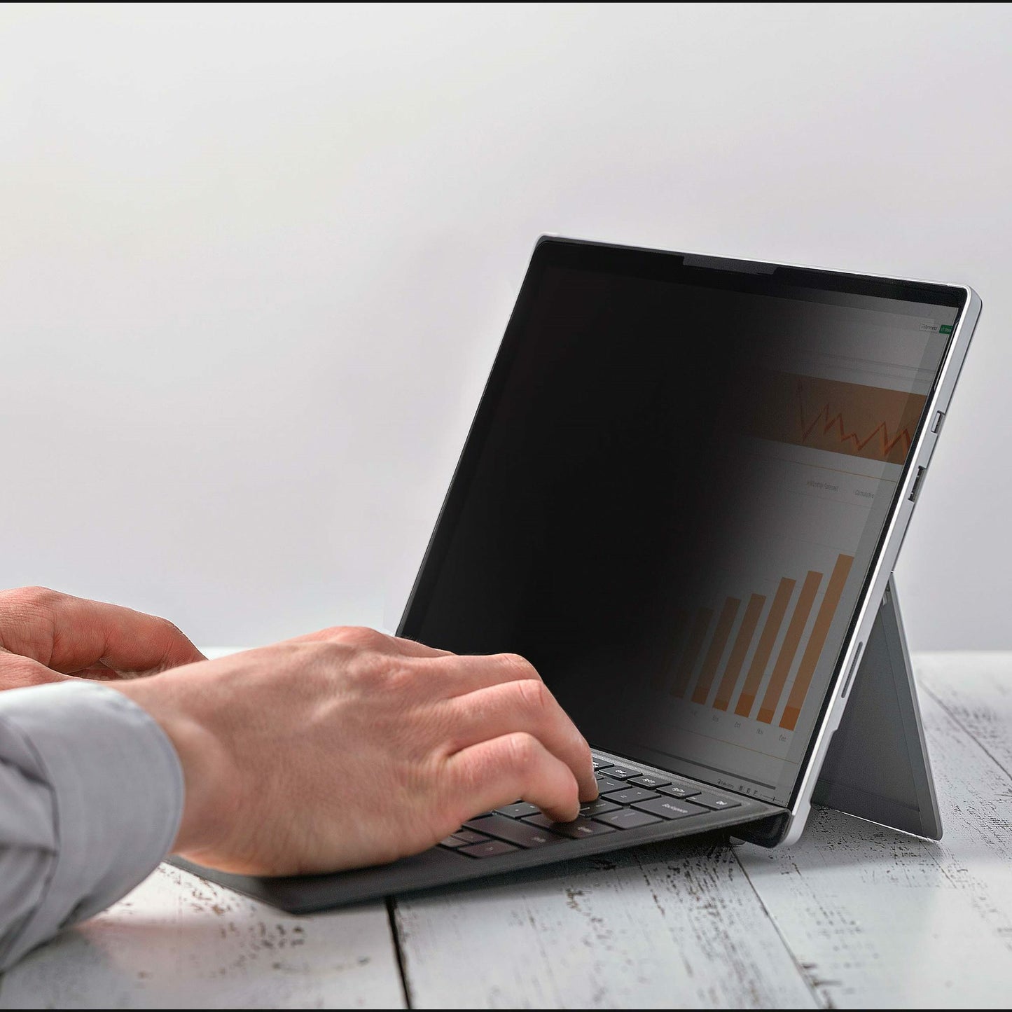 StarTech.com 124SL-PRIVACY-SCREEN filtro para monitor 31.5 cm (12.4") Tableta Filtro de privacidad para pantallas sin marco