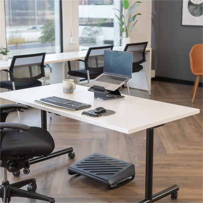 Soporte Fellowes para Laptop Breyta Color Negro 12 con Ajustes de Altura