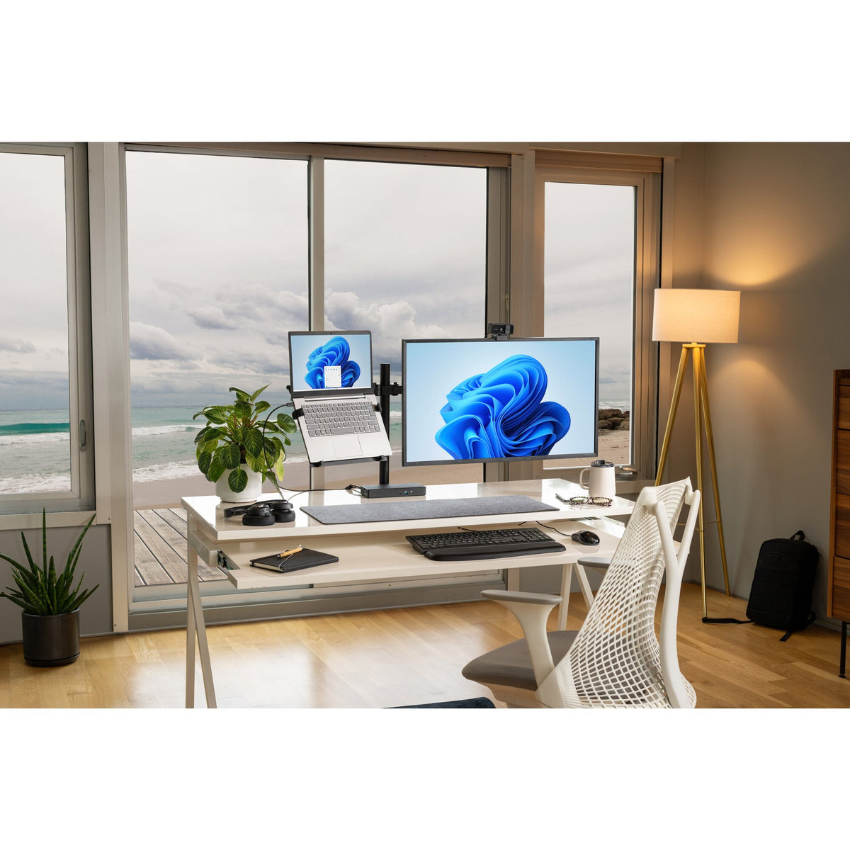 Kensington K55409WW soporte para pantalla plana 81.3 cm (32") Escritorio Negro