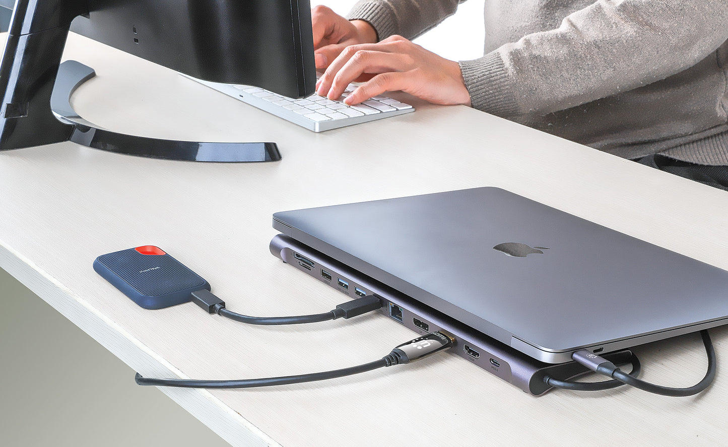 Docking Manhattan USB C 12 ptos HDMIx2 DP USB C PD USB Ax3 RJ45  SD Audio