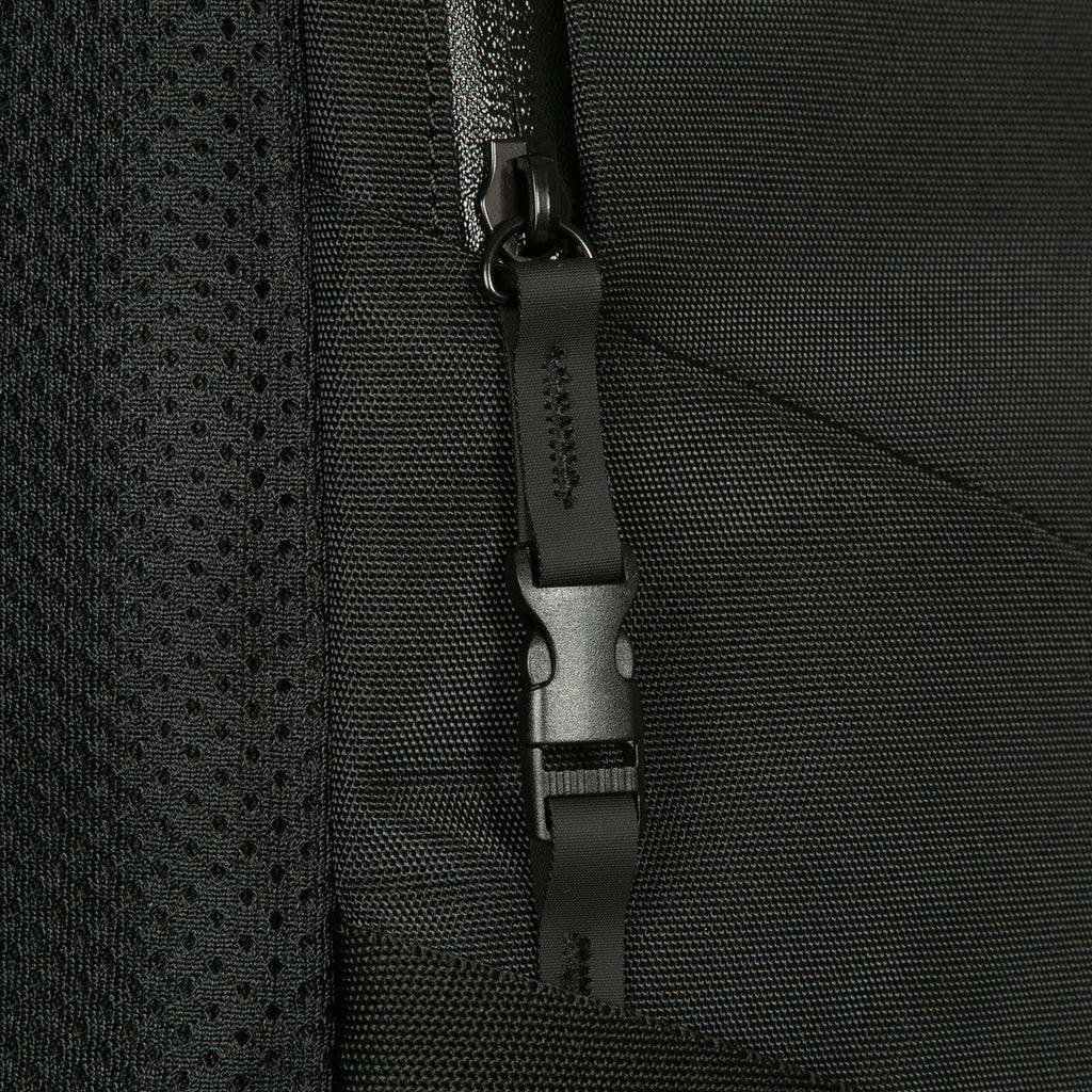 Targus Terra EcoSmart 40.6 cm (16") Mochila Negro