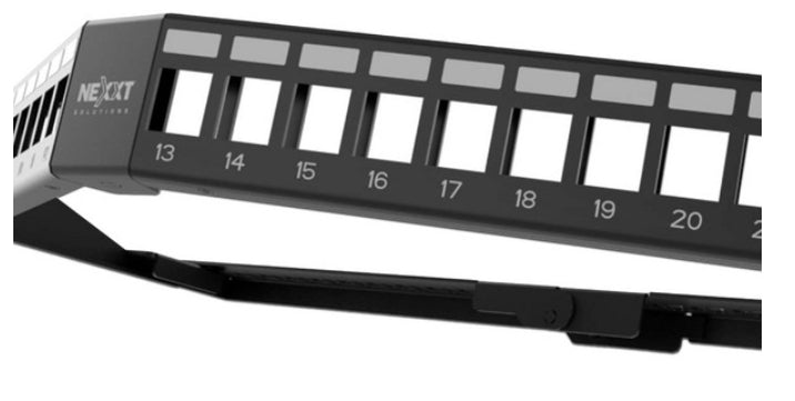 Panel de Conexion Red Nexxt Solutions para Rack Angulado Cat6A Modular 24 Puertos Blindado 1U Esmalte Negro