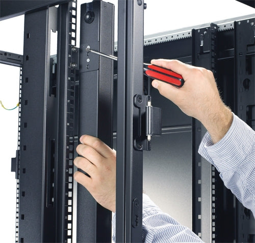 APC Basic Rack 1.92kVA unidad de distribución de energía (PDUs) Negro